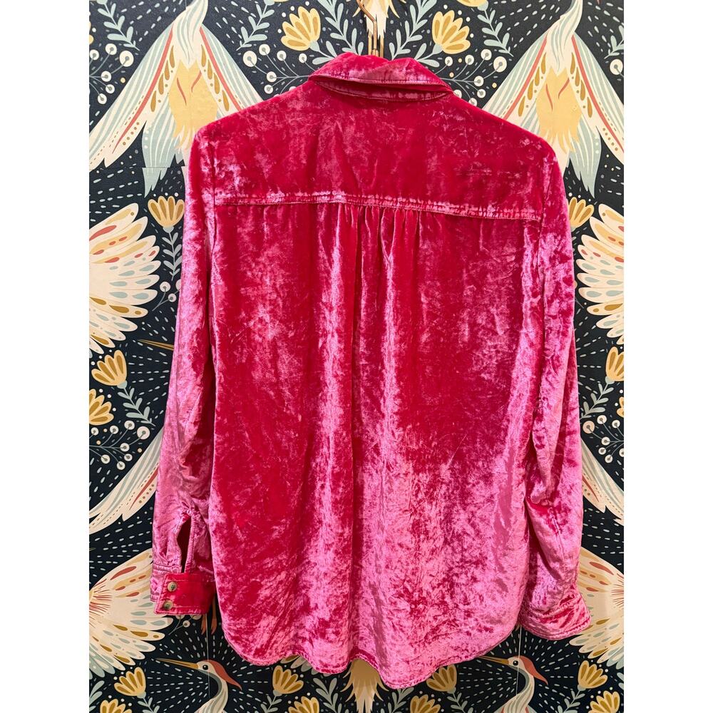 Pilcro “the Hadley” pink velvet button-down shirt. Size 6 - Picture 5 of 5